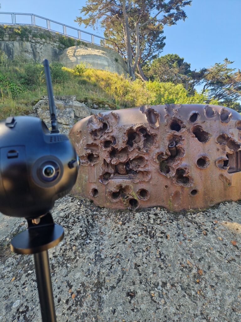 amera insta 360 pro 2 à Saint malo